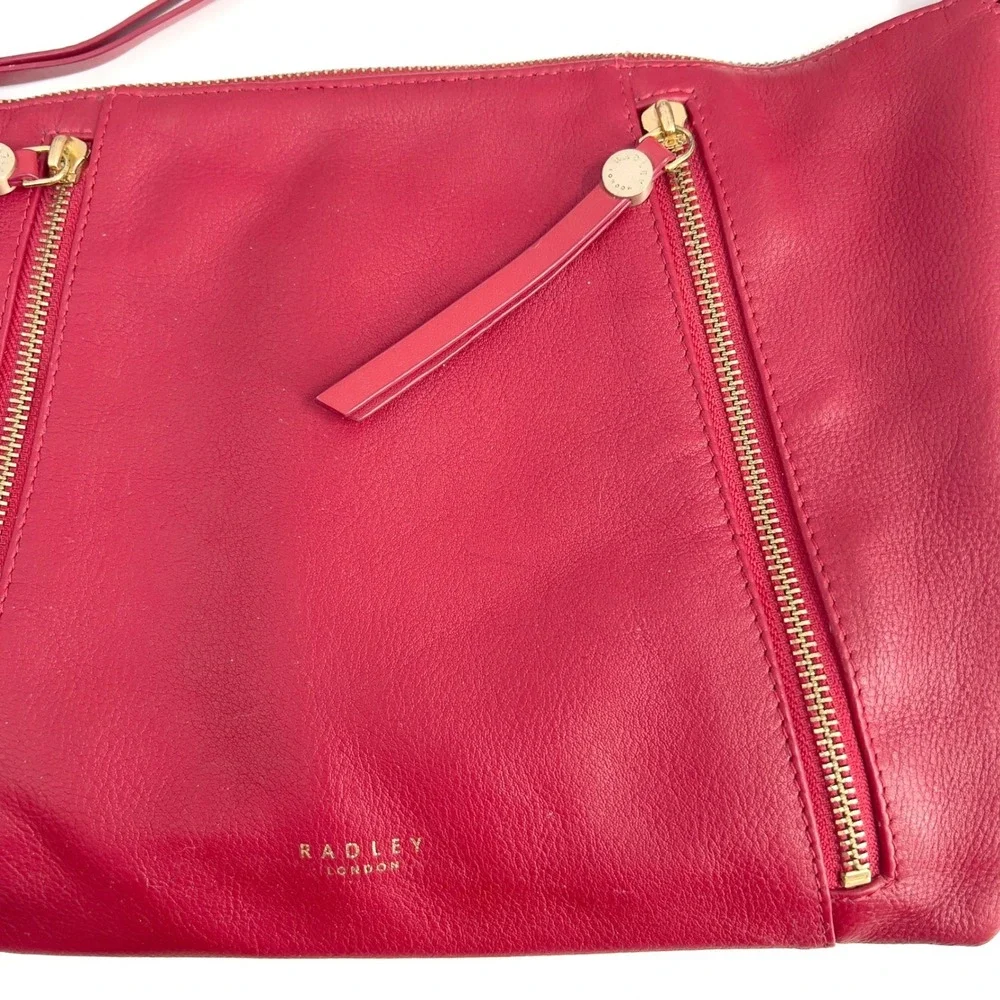 Radley London Womens Crossbody Shoulder Bag Red Pebbled Leather Zip Details
